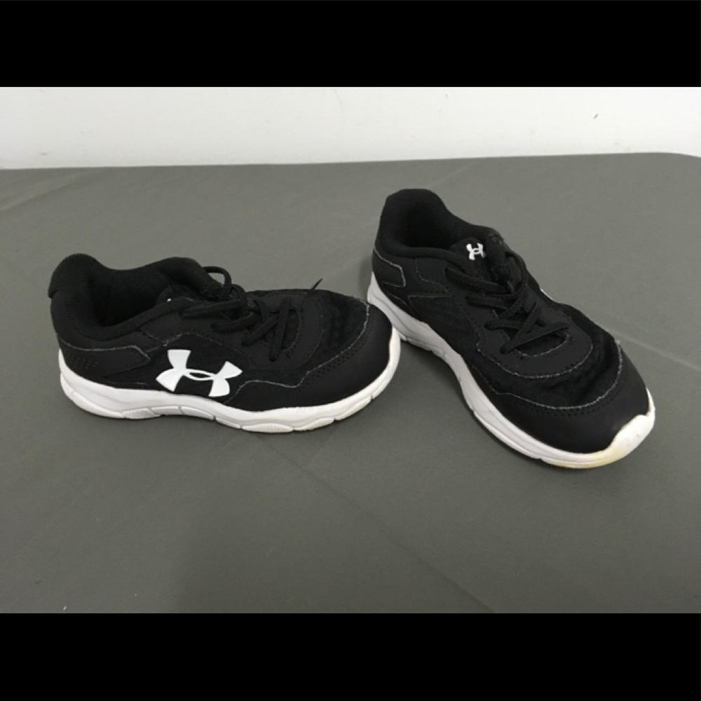Under Armour Tennis Shoes